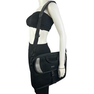 Targus Computer Bag with Shoulder‎ Handle